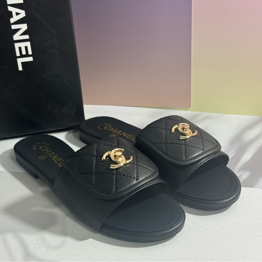 Chanel women's Slippers
